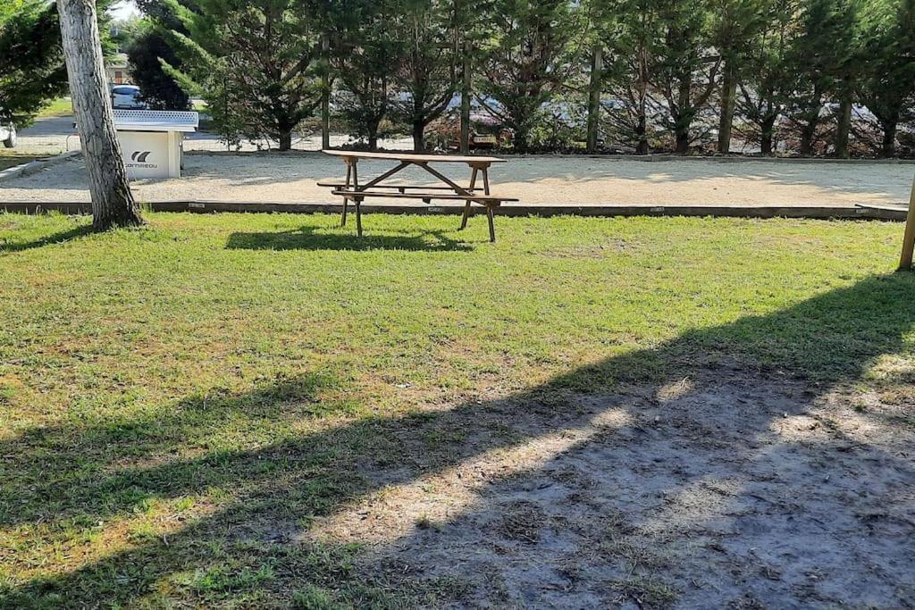 Chez Ced Et Laeti, Appartement Prive Avec Jardin Et Terrasse Dans Residence L'Estuaire Muni D'Une Piscine Couverte Et Aire De Jeu, Linge De Lit Et De Salle D'Eau Ainsi Que Tele, Compris Dans Le Tarif Profitez A Fond De Notre Belle Region Le Verdon-sur-Mer Zewnętrze zdjęcie